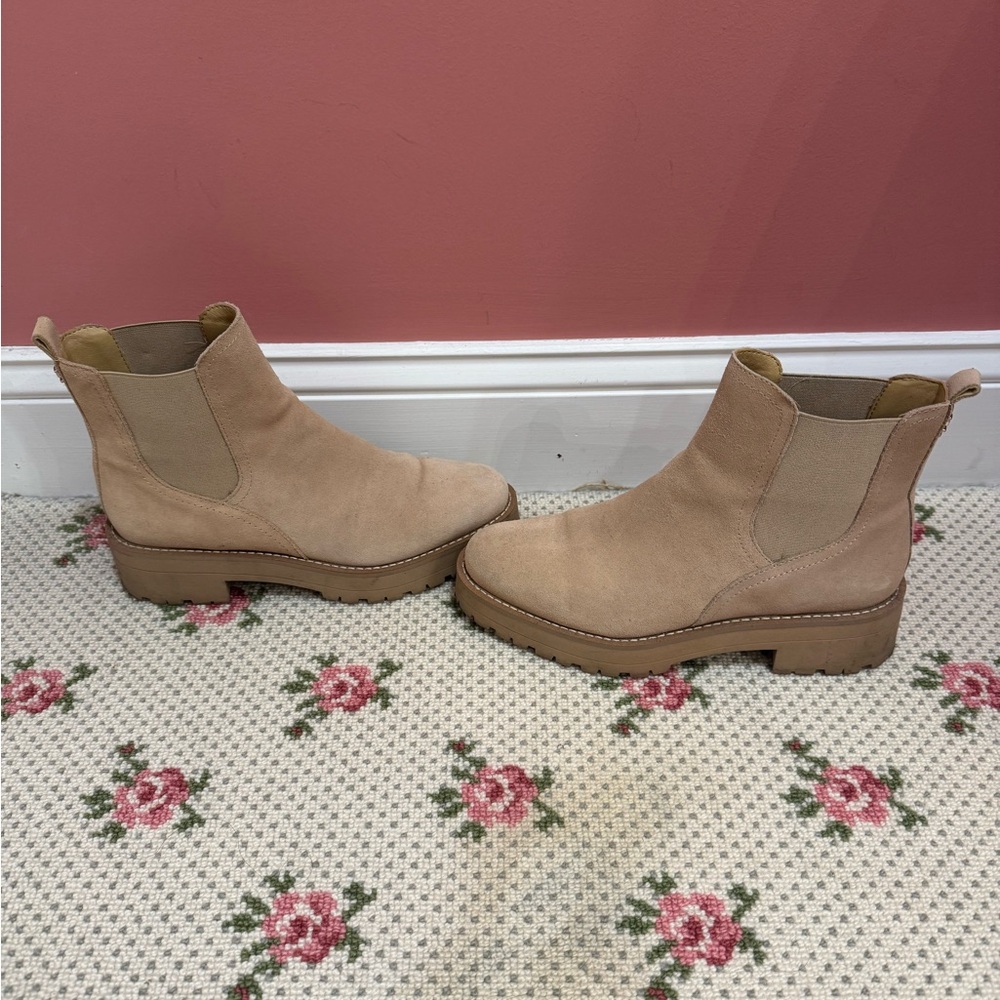 Sam Edelman Chelsea Boots